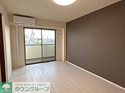 ブロッサム 3階1LDKのリビング/ダイニング