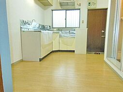 グリーンヒルズI 1階3DKのリビング/ダイニング