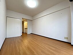 マルベリーコート 3階ワンルームのリビング/ダイニング