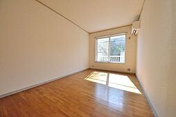 エステートピアＵ 1階ワンルームのリビング/ダイニング