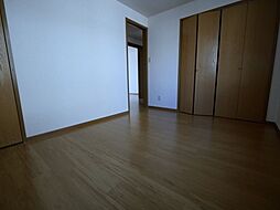 スクエアハウスIII 1階2DKのリビング/ダイニング