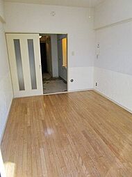 クライムラビーン 3階1Kのリビング/ダイニング