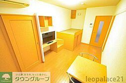 レオパレスはなみずき 105 1階1Kのリビング/ダイニング