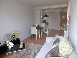 パルティーレ西落合 403 4階1LDKのリビング/ダイニング