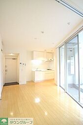 プラウドフラット新宿御苑 401 4階1LDKのリビング/ダイニング