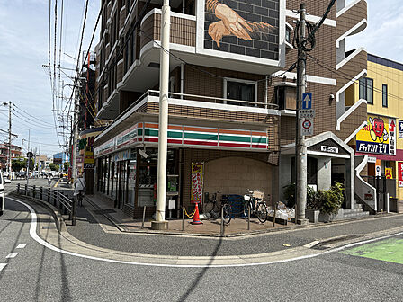 いちばん近いコンビニです