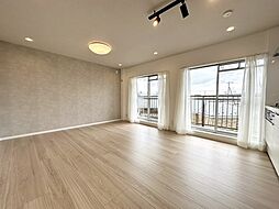 カーサ相之川 2LDKのリビング/ダイニング