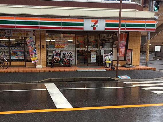 セブンイレブン...