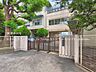 周辺：市川市立第六中学校（980m）