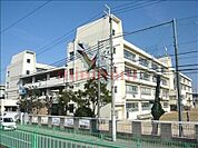 茨木市立天王中学校 929m