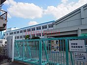 高槻市立西大冠小学校 157m