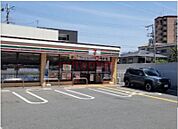 セブンイレブン吹田泉町2丁目店 440m