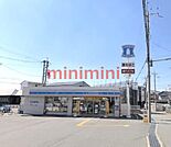 ローソン茨木沢良宜西四丁目店 682m