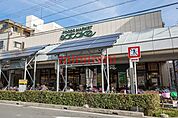 Foods　Market　satake朝日町本店 485m