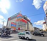 スシロー高槻辻子店 190m