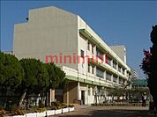 茨木市立天王小学校 849m