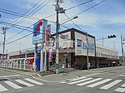 万代柏原大県店(スーパー)まで655m