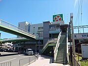 ライフ国分店(スーパー)まで686m