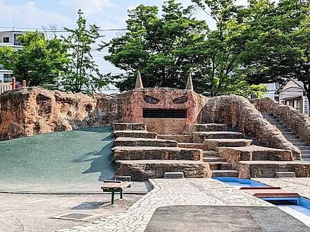 下河原公園 徒歩6分。 480m