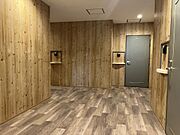 2F・3Fの共用廊下はおしゃれにリフォームしました！！