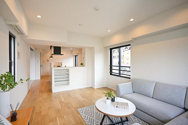 リビング/ダイニング 多摩市永山1丁目11-2