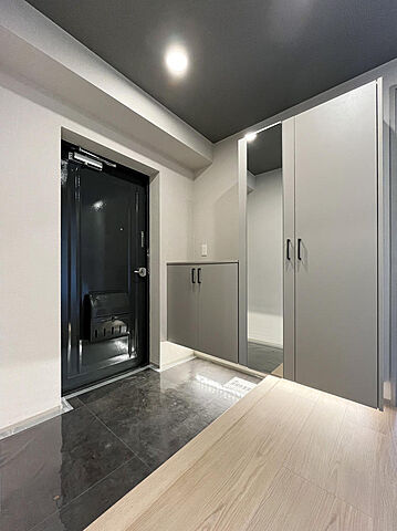 玄関 エステート晴見 4号棟 1階/105