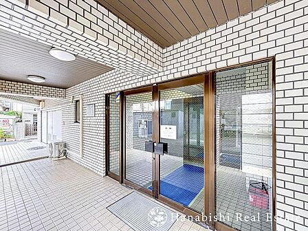 管理体制も良好で、落ち着いた住環境が魅力のマンションです