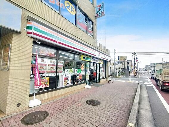 セブン-イレブ...