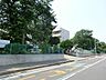 周辺：草野中学校　徒歩10分　780ｍ