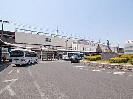 稲毛駅(JR東日本 総武本線) 徒歩18分。 1370m