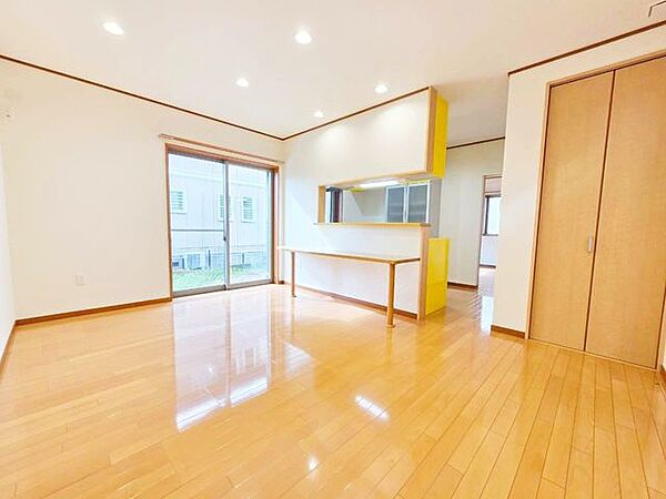 リビング/ダイニングを拡大表示