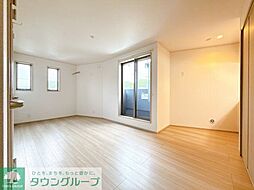 レゴリス 302 3階ワンルームのリビング/ダイニング