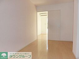 ツリーフィールド幕張 102 1階1DKのリビング/ダイニング