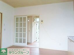 ファミリー黒川 103 1階2DKのリビング/ダイニング