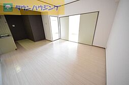 ファーストコーポ幕張本郷 302 3階3LDKのリビング/ダイニング