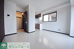 グラン・セントラル 204 2階1Kのリビング/ダイニング