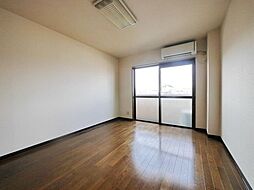 コート・ニュータウン 203 2階1Kのリビング/ダイニング