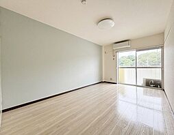 ジュネススズキ 307 3階ワンルームのリビング/ダイニング