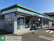 ファミリーマート相模原鵜野森店 徒歩21分。 1610m