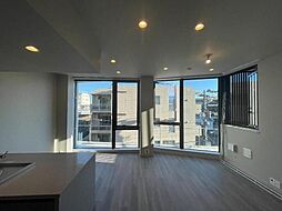 LUMIEC Suite EBISU 3階2LDKのリビング/ダイニング