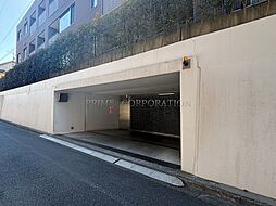 21 / 27