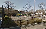 等々力五丁目はなみずき公園（1112m）
