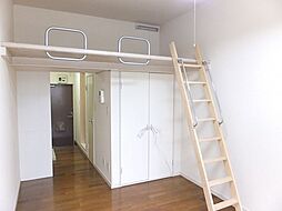 レオパレスリバーサイド染地 106 1階1Kのリビング/ダイニング