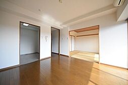 京王高尾線 狭間駅 徒歩8分の賃貸マンション 5階3LDKのリビング/ダイニング