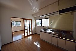 京王線 聖蹟桜ヶ丘駅 バス10分 中和田下車 徒歩2分の賃貸マンション 4階2DKのリビング/ダイニング