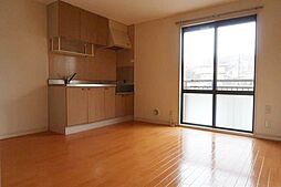 多摩都市モノレール 程久保駅 徒歩4分の賃貸アパート 1階2DKのリビング/ダイニング