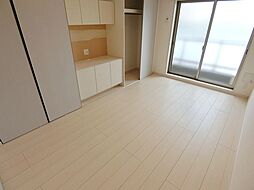 多摩都市モノレール 立川南駅 徒歩13分の賃貸アパート 1階1Kのリビング/ダイニング