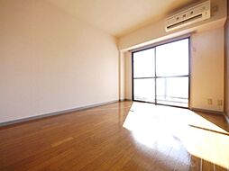 京王相模原線 京王多摩センター駅 徒歩15分の賃貸マンション 3階1Kのリビング/ダイニング