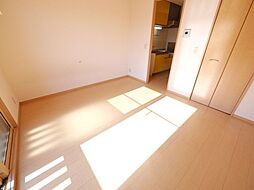 京王高尾線 めじろ台駅 バス8分 和田下車 徒歩1分の賃貸アパート 2階1Kのリビング/ダイニング