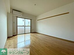 多摩都市モノレール 中央大学・明星大学駅 徒歩3分の賃貸アパート 3階1Kのリビング/ダイニング